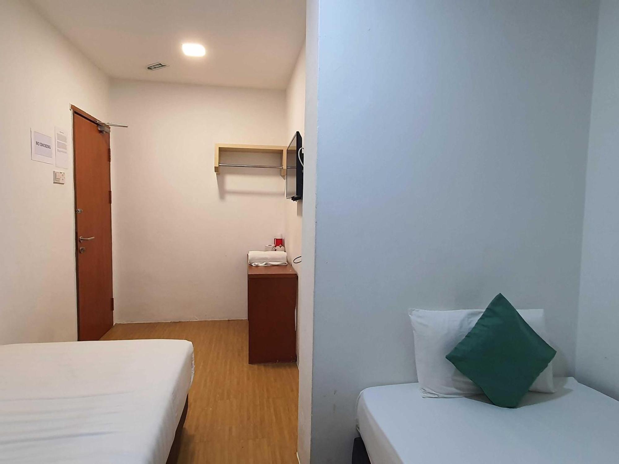 Oyo 91053 Signature Inn Miri Luaran gambar