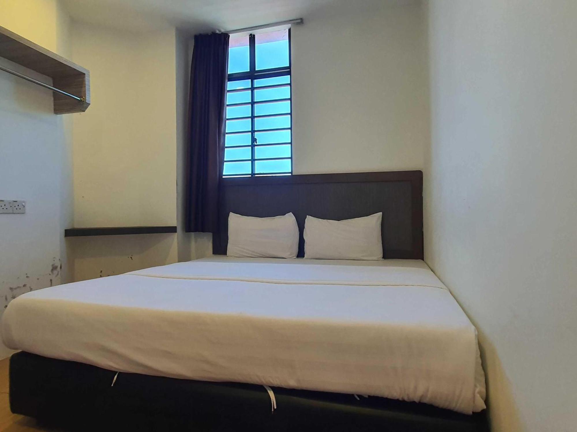 Oyo 91053 Signature Inn Miri Luaran gambar
