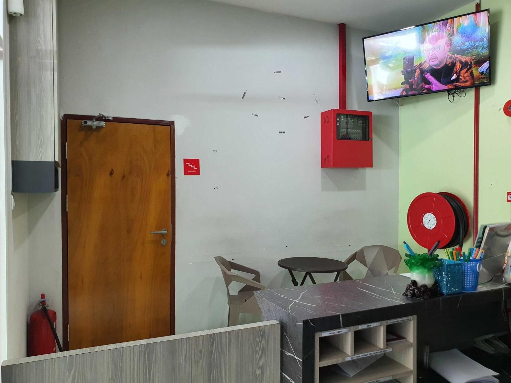 Oyo 91053 Signature Inn Miri Luaran gambar