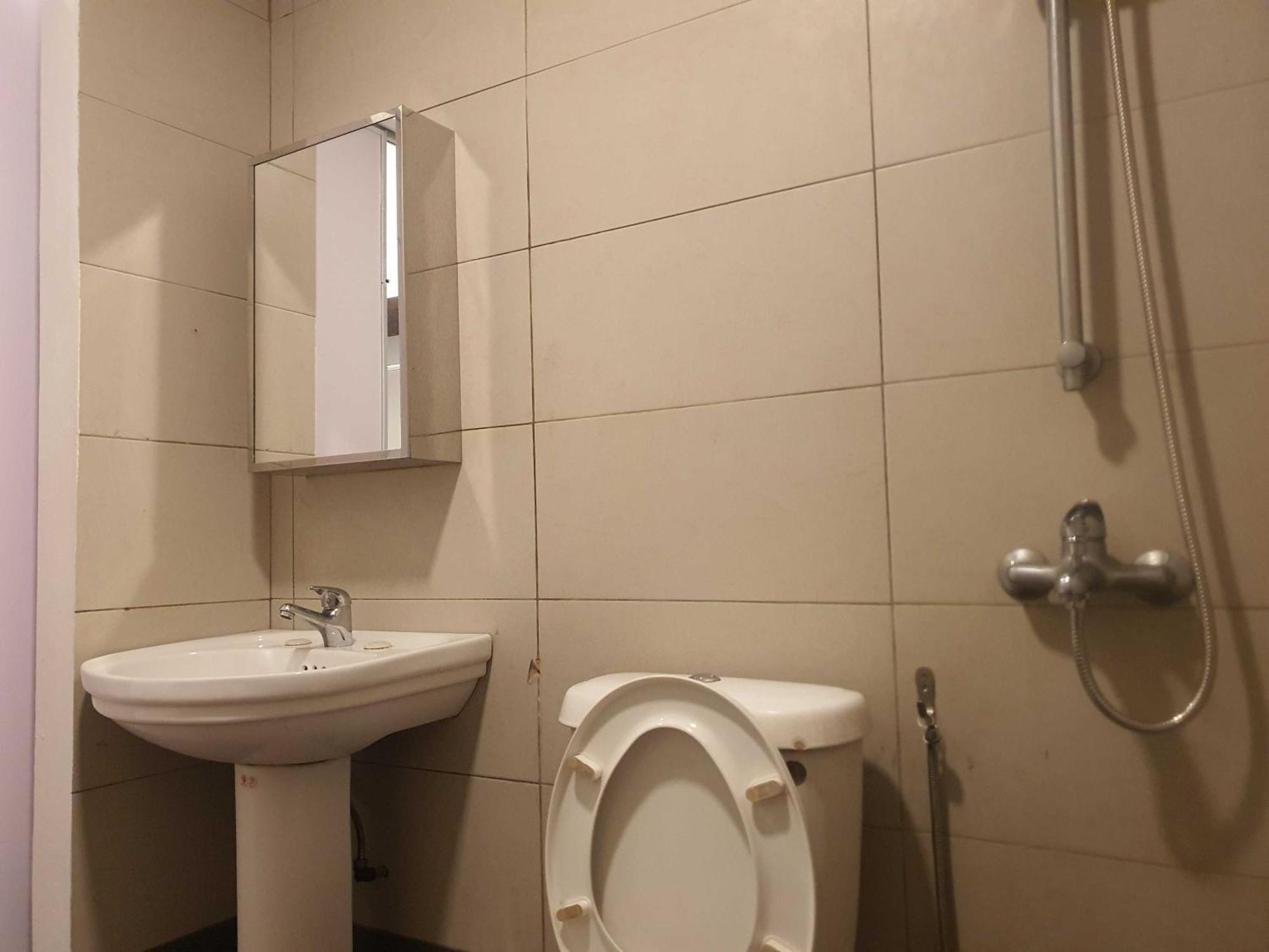 Oyo 91053 Signature Inn Miri Luaran gambar